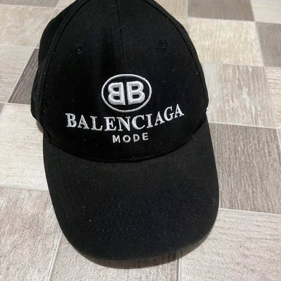 Balenciaga Black Mode Logo Cap - Picture 1 of 5
